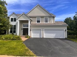 1792 Prairie Ridge Cir, Lindenhurst, IL 60046