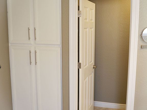 4th image of 1721 N 114th Ave