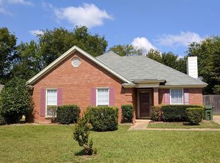 2460 Haddington Rd, Montgomery, AL 36116