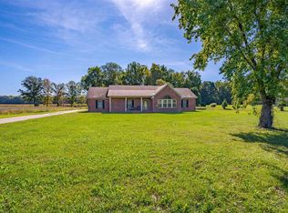615 Lee Henderson Rd, Lewisport, KY 42351