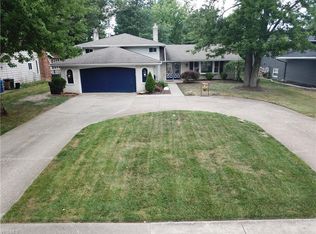 3922 Dover Center Rd, North Olmsted, OH 44070