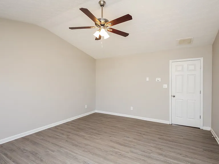 205 Cool Weather Dr — Photo 10