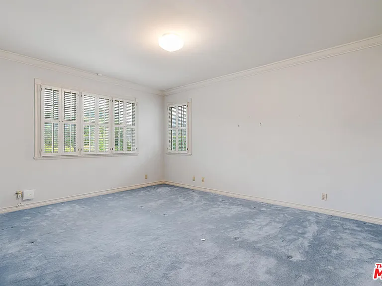 604 N Linden Dr — Photo 19