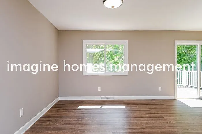 3 bed, 2.5 bath, 1580 sqft, $2,495 — Photo 4