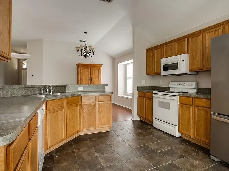 9213 Norfolk Ln — Photo 13