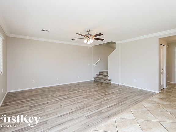2nd image of 335 W Jersey Way