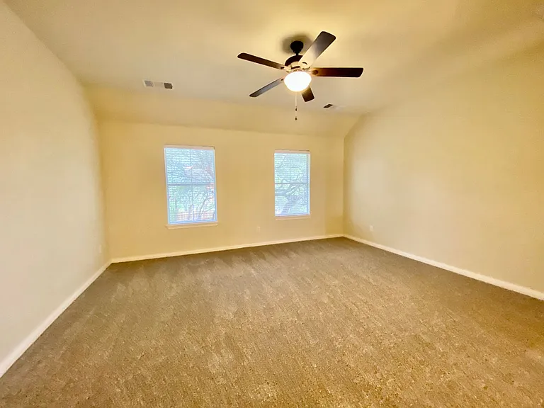 2314 Zoa Dr — Photo 25
