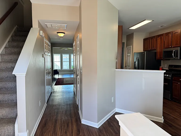 2006 Cramerton Village Dr #F — Photo 3