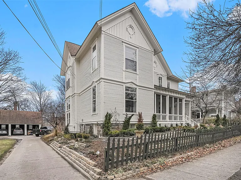 231 Paris Ave SE #4 — Photo 22