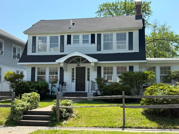 2 Jenkins Parkway, Hudson, NY 12534