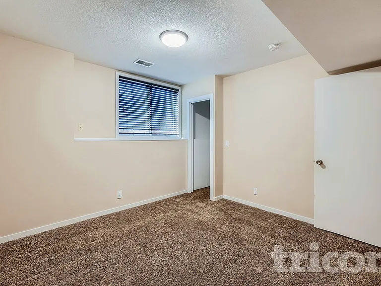 5 Oak Shore Dr — Photo 8