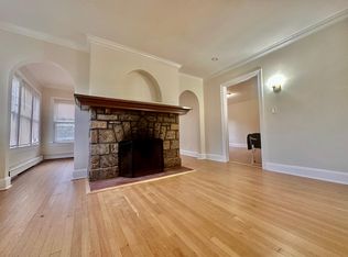 (Undisclosed Address), New Rochelle, NY 10801