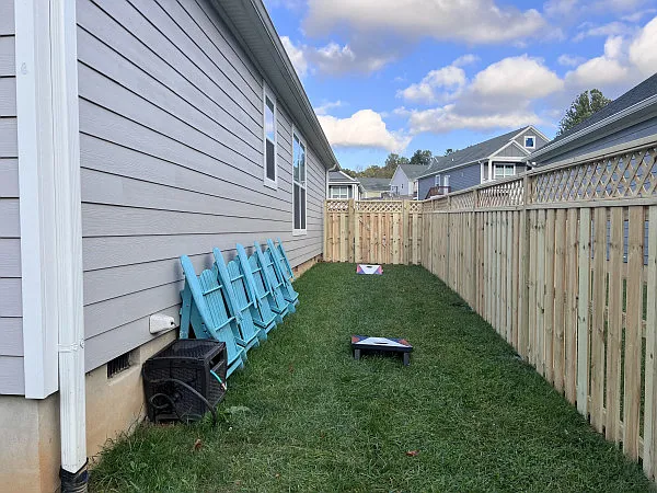 1208 Seven Sisters Ln — Photo 12