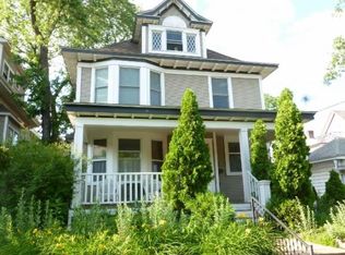 1712 31st St W, Minneapolis, MN 55408