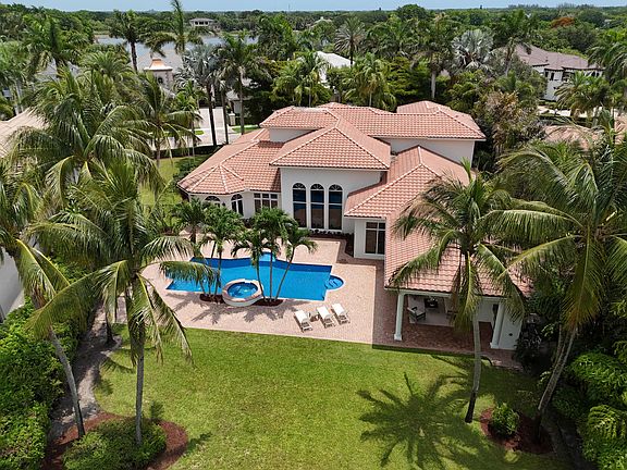 2nd image of 17165 Ave Le Rivage