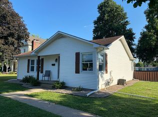 813 White St, Canton, MO 63435