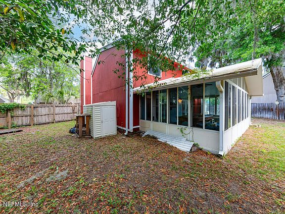 5th image of 11418 BEACON Drive N