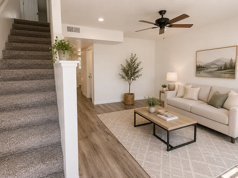 2225 S Lee Ave — Photo 12