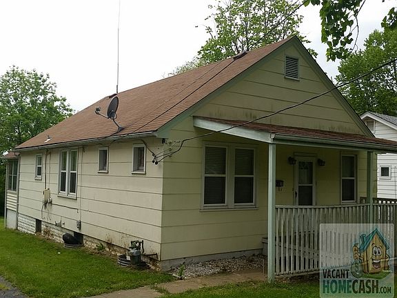 2nd image of 9801 Diamond Dr