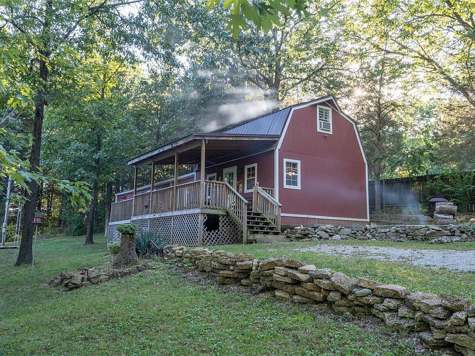 1st image of 14862 Evergreen Ln