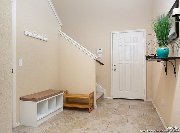 4th image of 507 Fort Apache
