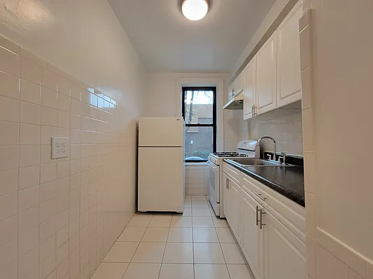 Rented by Made In NY Realty | media 3
