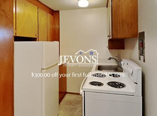 3035 64th Ave SW APT 5, Seattle, WA 98116