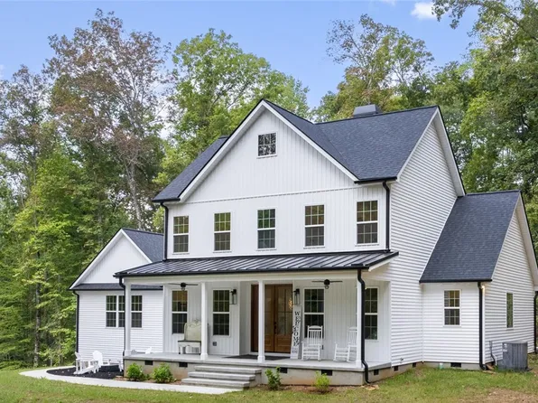 400 Cedar Creek Rd, Sunset, SC 29685