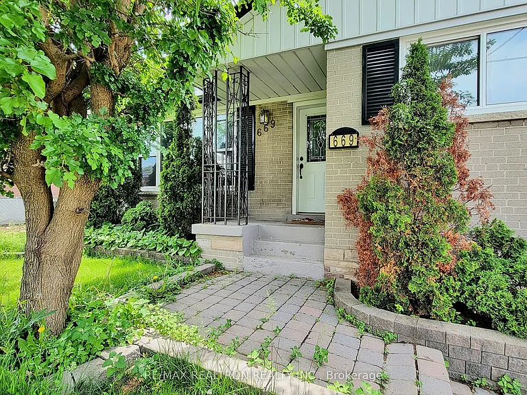669 Shakespeare Ave #UPPER — Photo 21