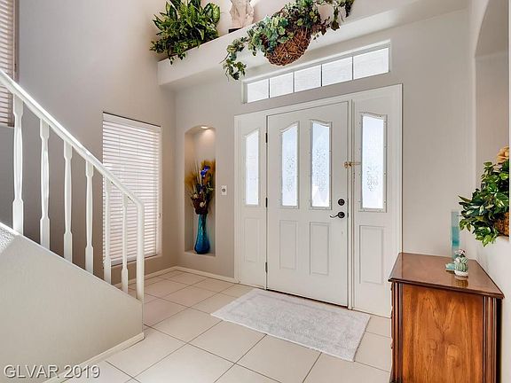 2nd image of 2605 Surfwood Dr