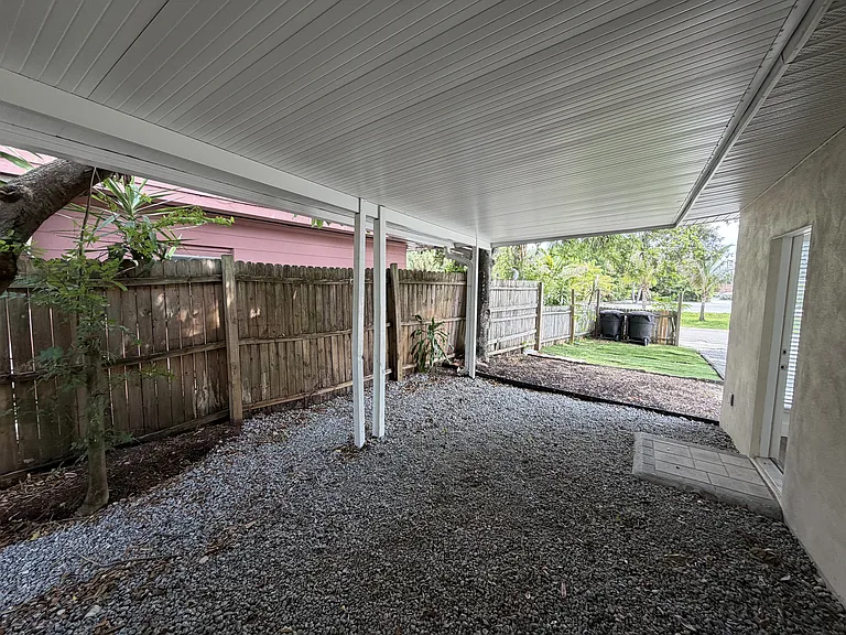 110 NE Monroe Cir N #1 — Photo 17
