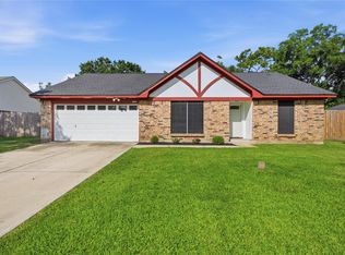 4850 Kentington Dr, Alvin, TX 77511
