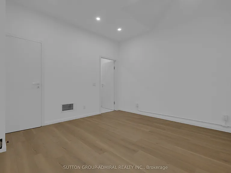 647 College St #102 — Photo 24