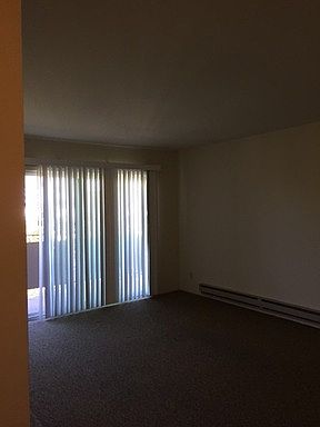 3rd image of 240 Linden St APT 305