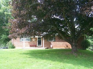 368 Rainbow Cir, Independence, VA 24348