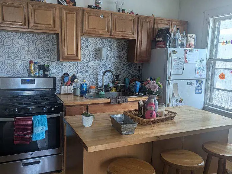 2965 N Maryland Ave #2 — Photo 3