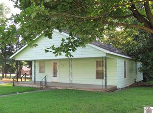 915 S 10th St, Mayfield, KY 42066