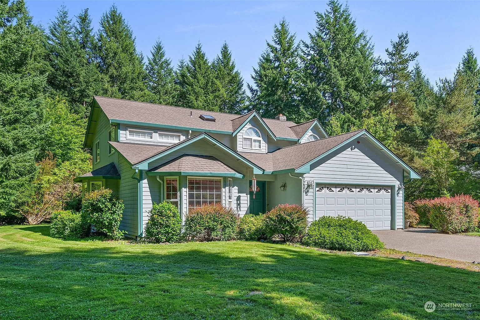 7236 Lovely Lane NE photo 1