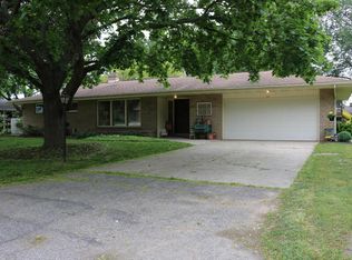 47 Lynden Rd, Holland, MI 49423