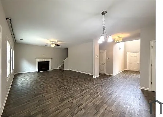 1096 Glenwyck Dr — Photo 17