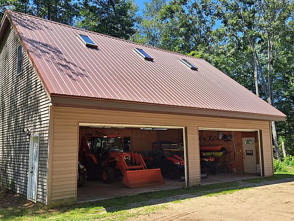 4th image of 336 Depot Road
