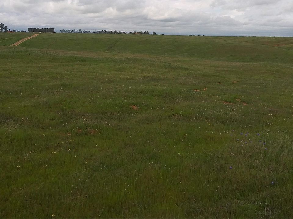 2nd image of Huckleberry Rd