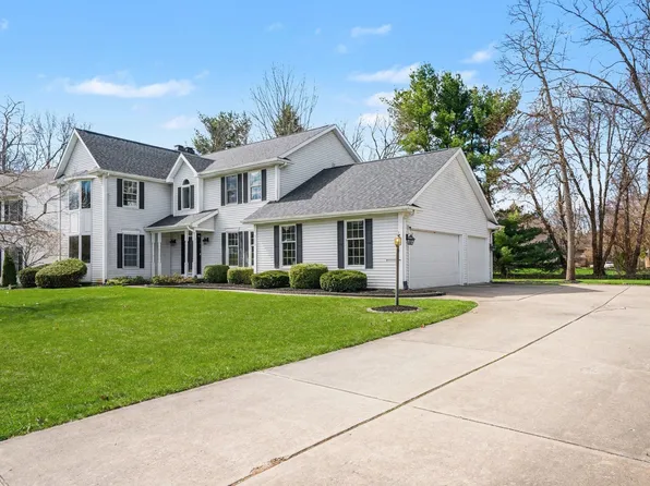 52321 Brendon Hills Dr, Granger, IN 46530