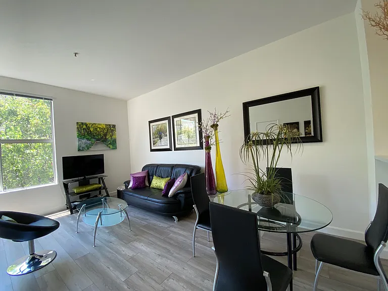 Montage Apartments — Photo 44