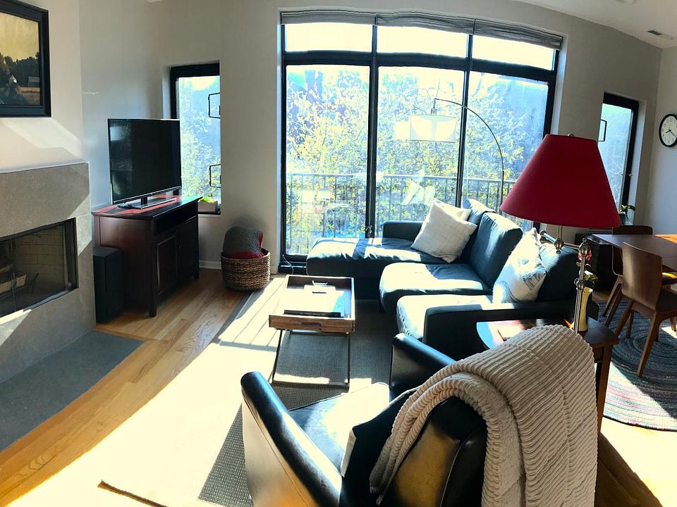1st image of 1084 N Paulina St