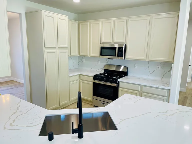 3624 Springridge Way — Photo 9