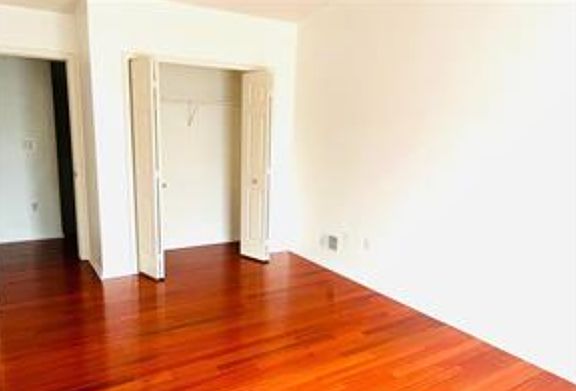 5th image of 6959 Edgewater Dr #6959