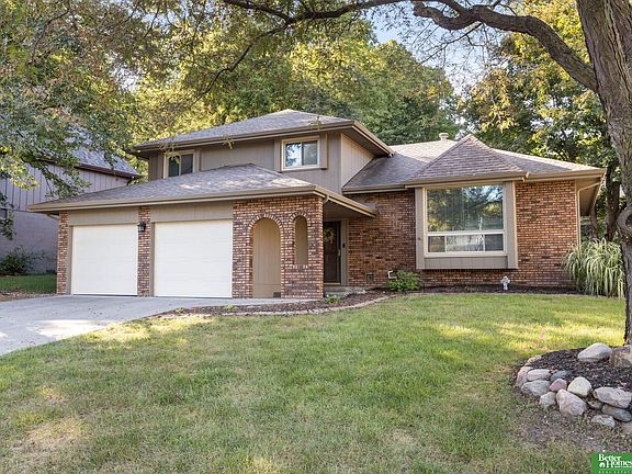 2nd image of 910 Wolf Ln