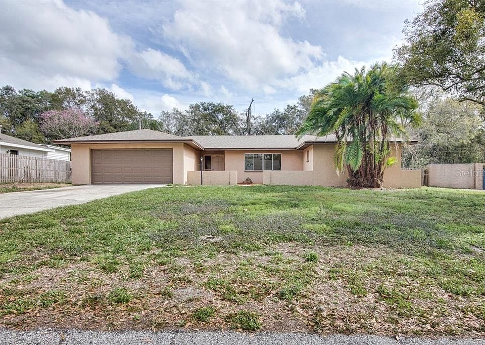 1st image of 6516 Shadowbrook Dr E