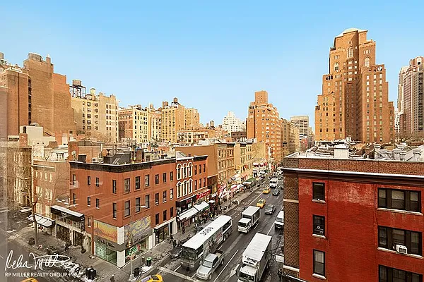 Sold by RP Miller Realty Group | media 32